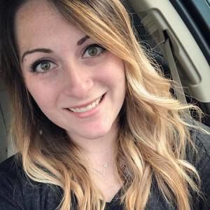 Meet your Posher, Deanna